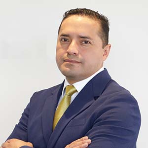 Myr. de la Policía Nacional Abg. Javier Salazar Villa Esp.